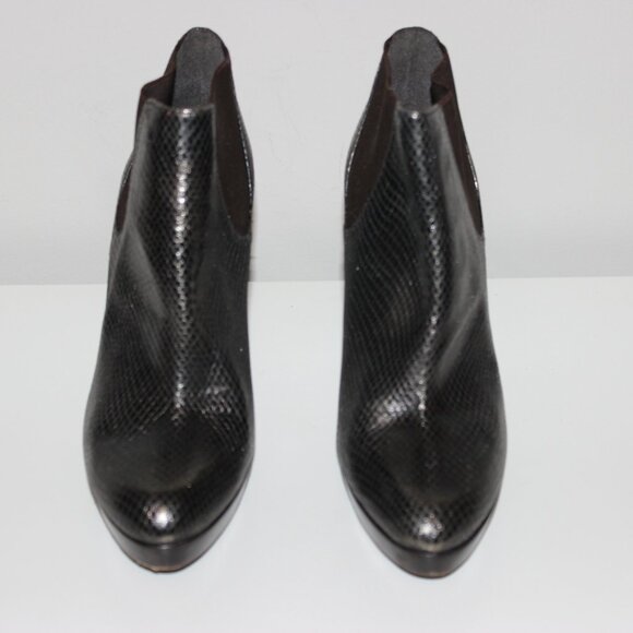 Stuart Weitzman Black Snake Embossed Reptile High Heel Ankle Booties Size 9M - Picture 2 of 12